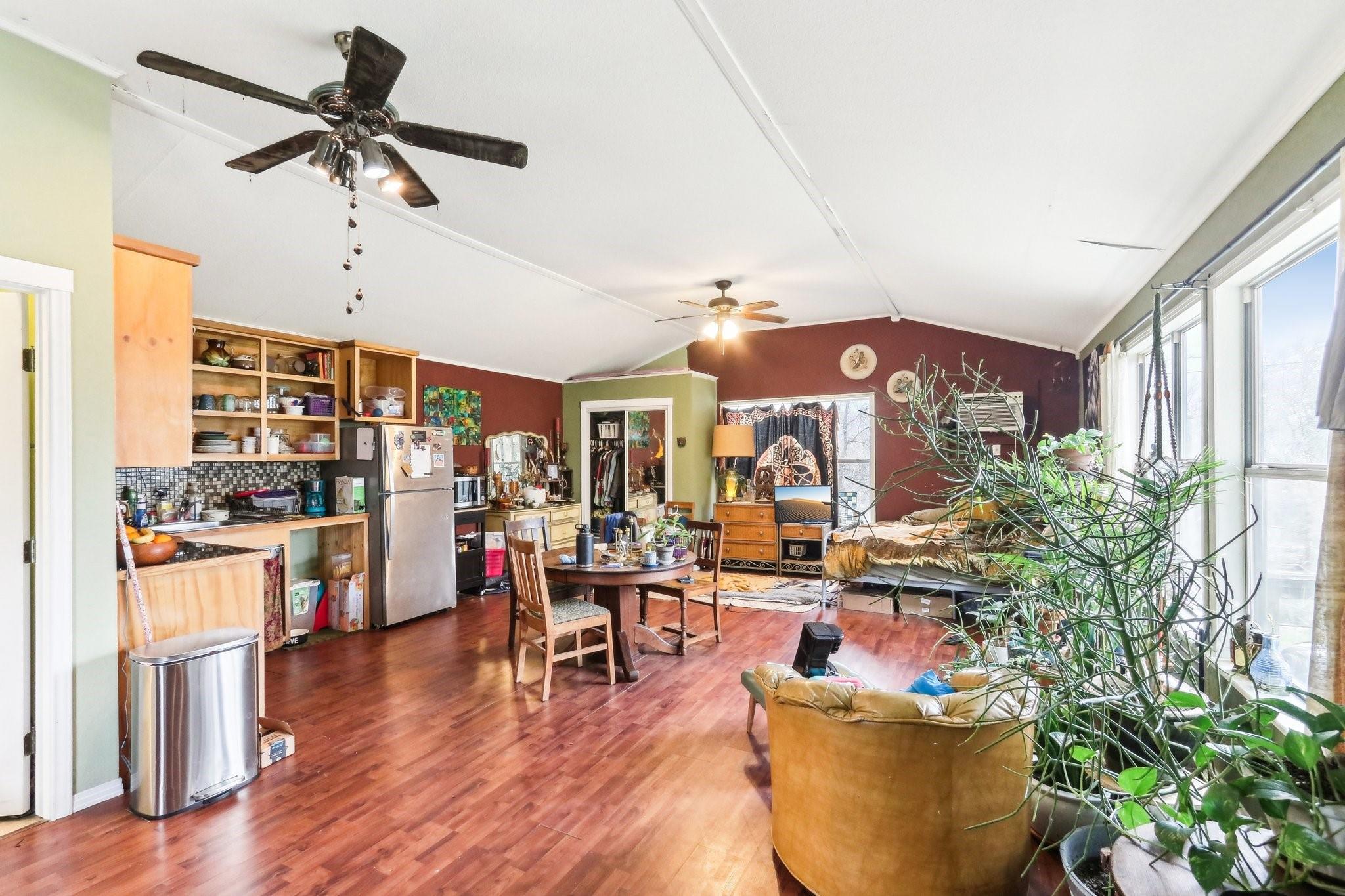 110 Mcdowell Rd #b Property Photo 10