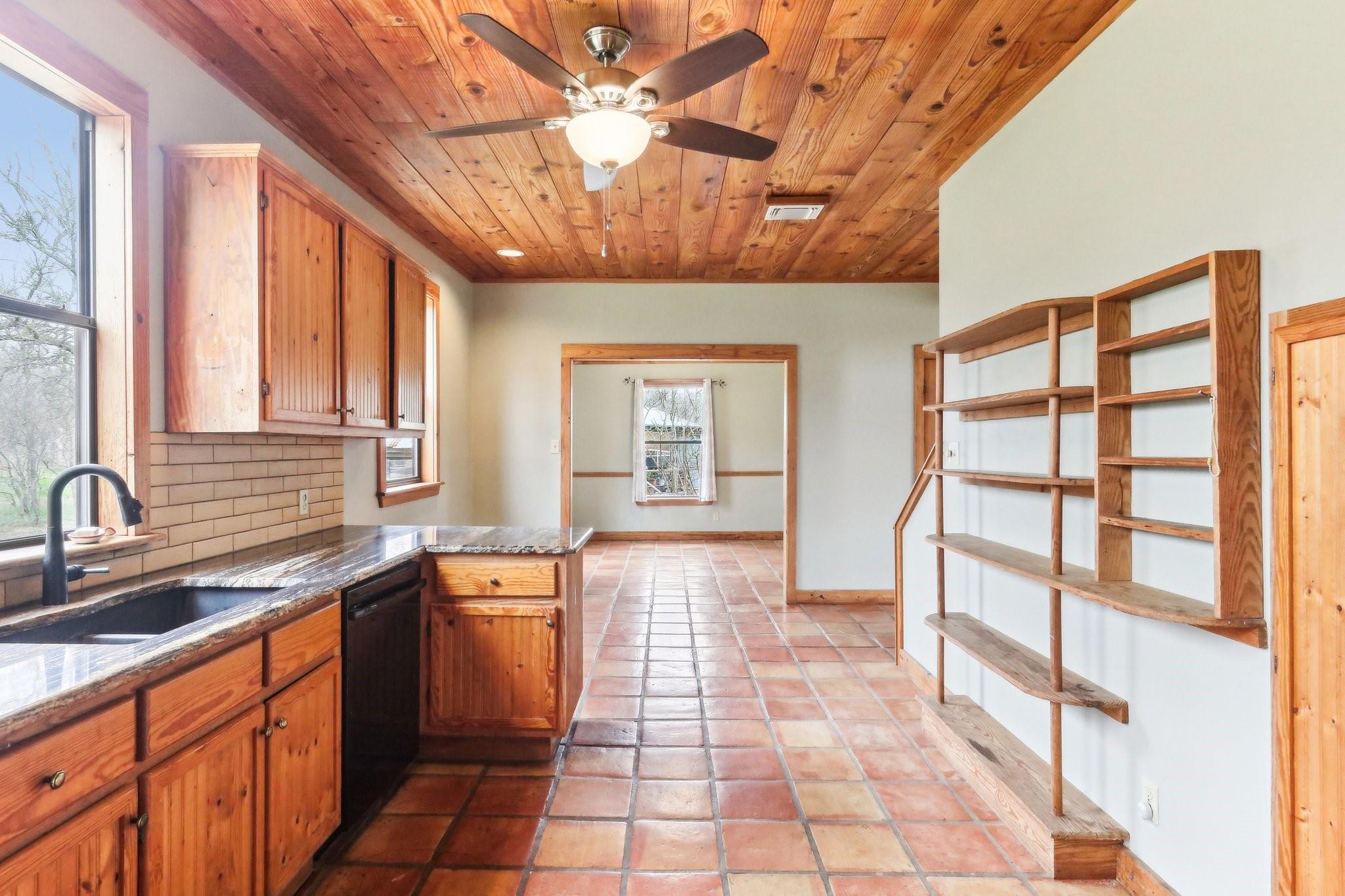110 Mcdowell Rd #b Property Photo 11