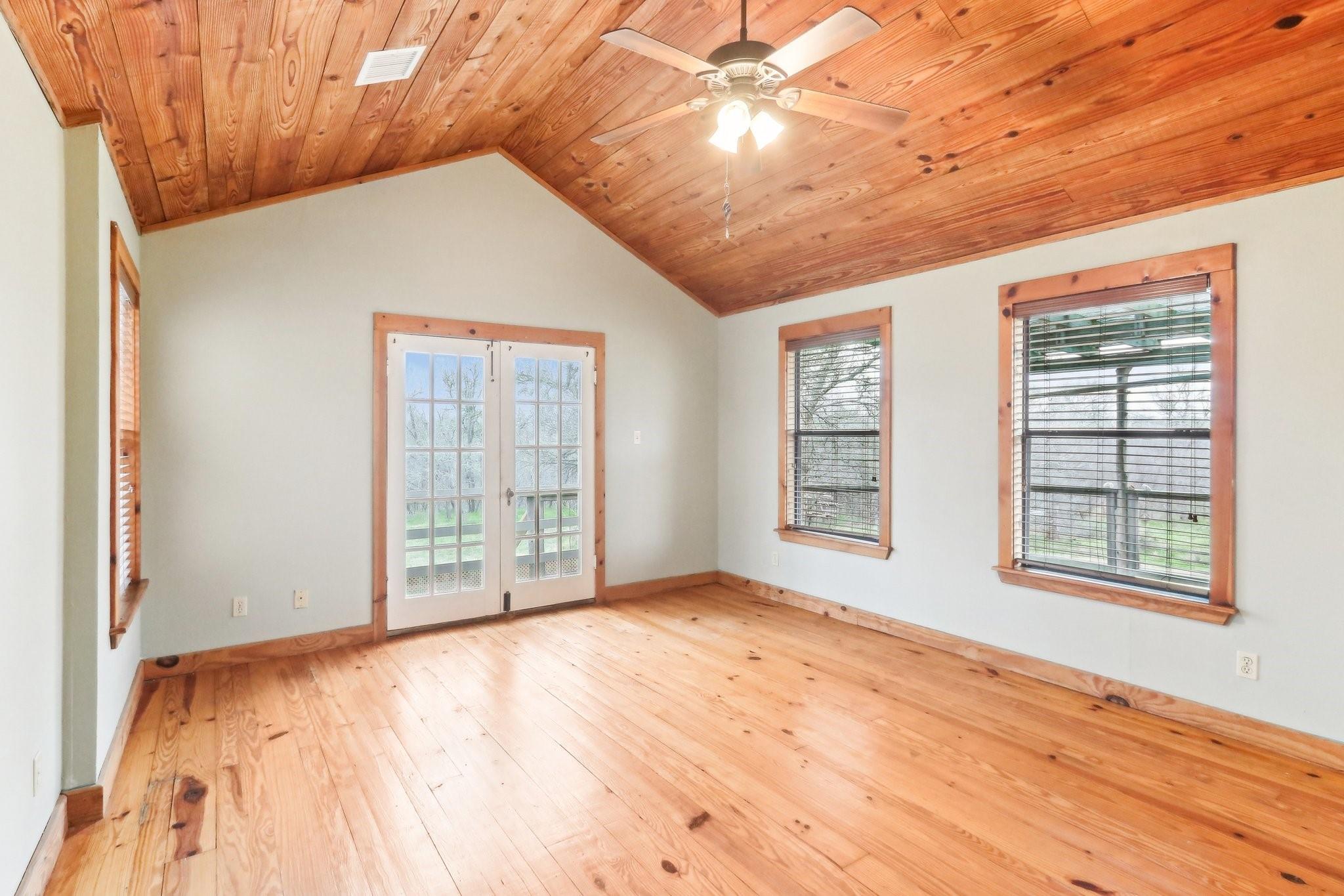 110 Mcdowell Rd #b Property Photo 18