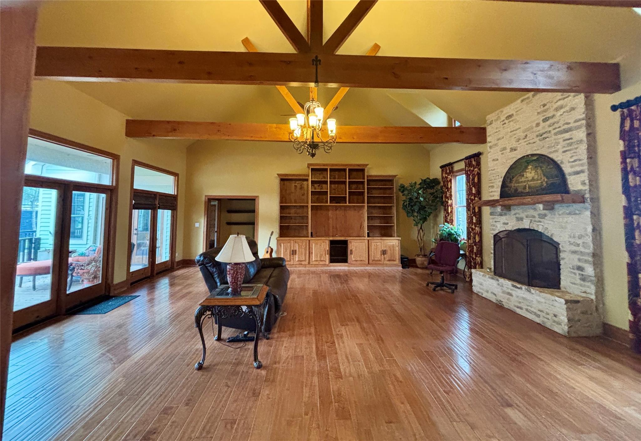 230 Hausmann Gin Property Photo 16