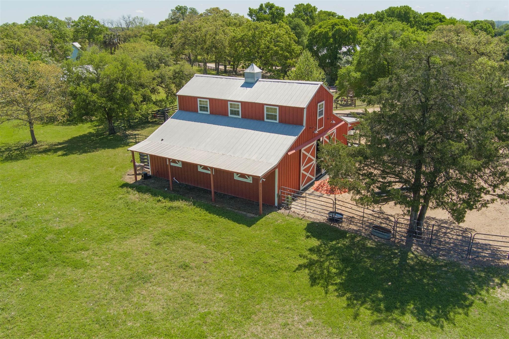 230 Hausmann Gin Property Photo 31