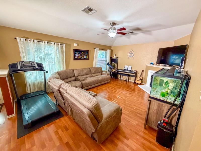 3230 Arroyo Bluff Ln Property Photo 16