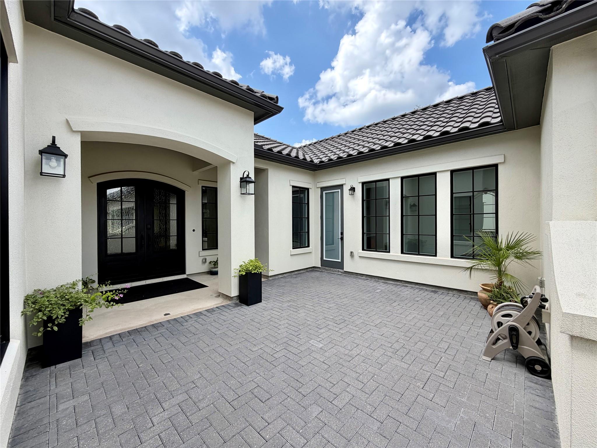 109 Star Thistle Trl Property Photo 1