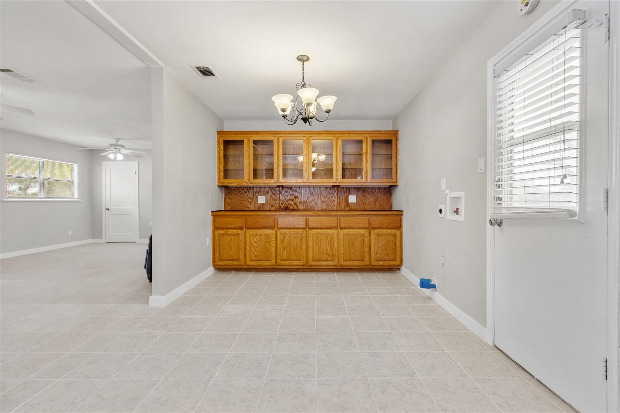 501 Hill St Property Photo 9