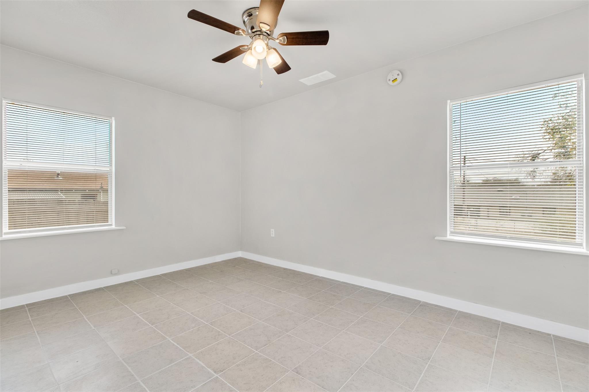 501 Hill St Property Photo 13