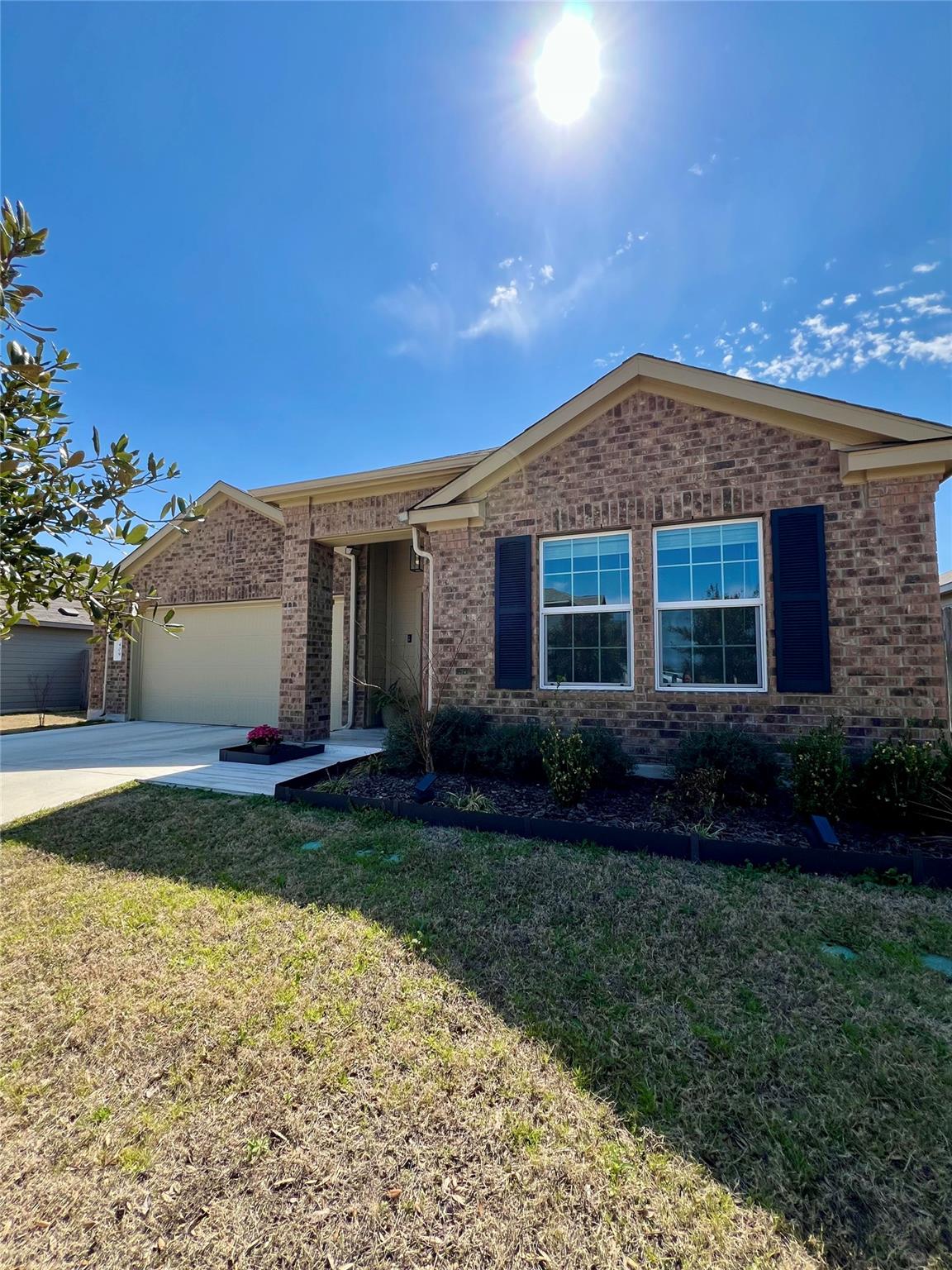 409 Chickasaw Ln Property Photo 1