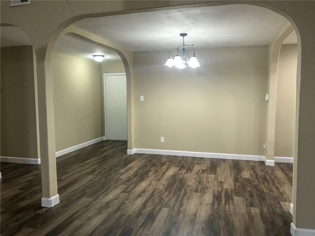 10511 Robinwood Cir Property Photo 7