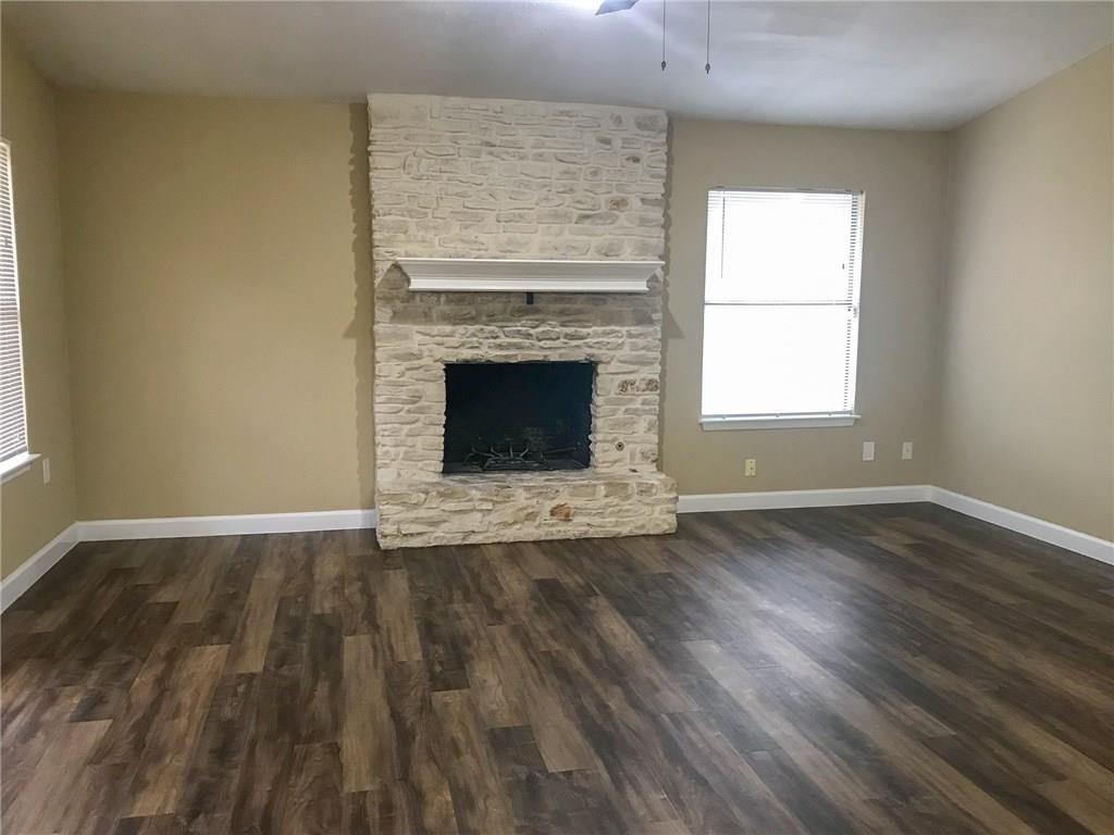 10511 Robinwood Cir Property Photo 8