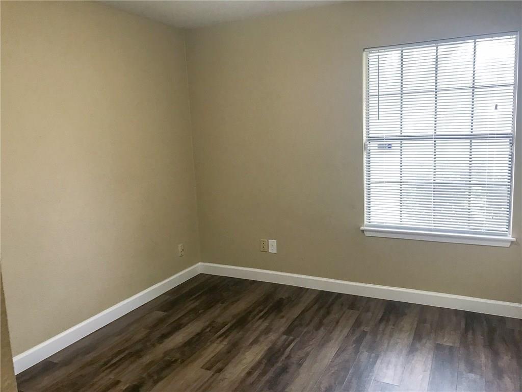 10511 Robinwood Cir Property Photo 15