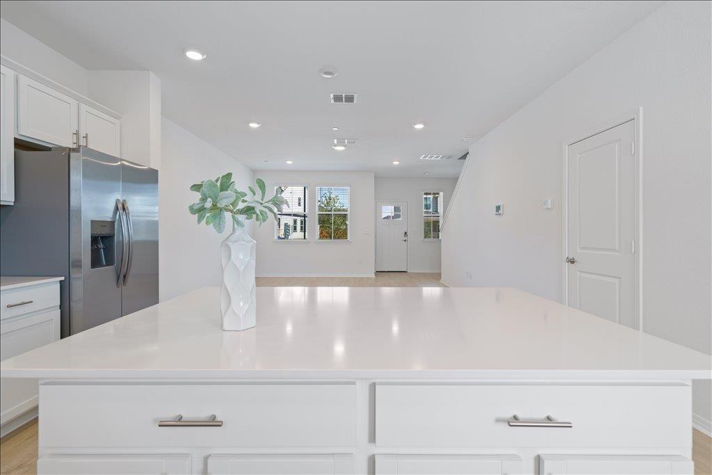 2515 Caleb Asher Loop Property Photo 4
