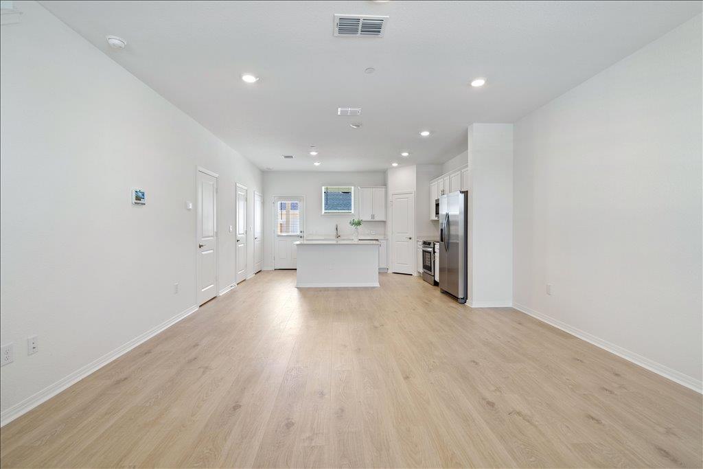 2515 Caleb Asher Loop Property Photo 7