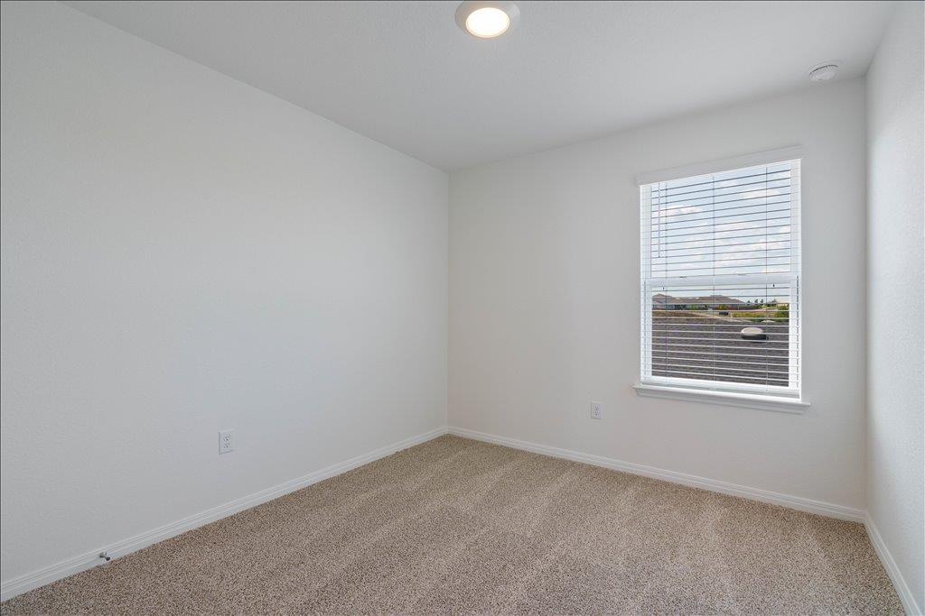 2515 Caleb Asher Loop Property Photo 13
