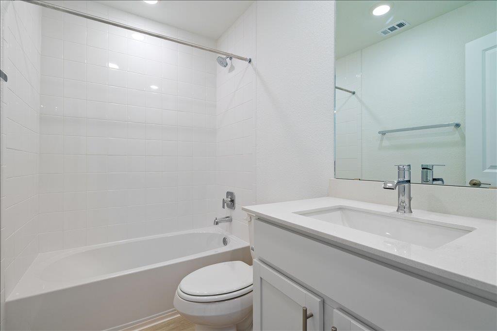 2515 Caleb Asher Loop Property Photo 14