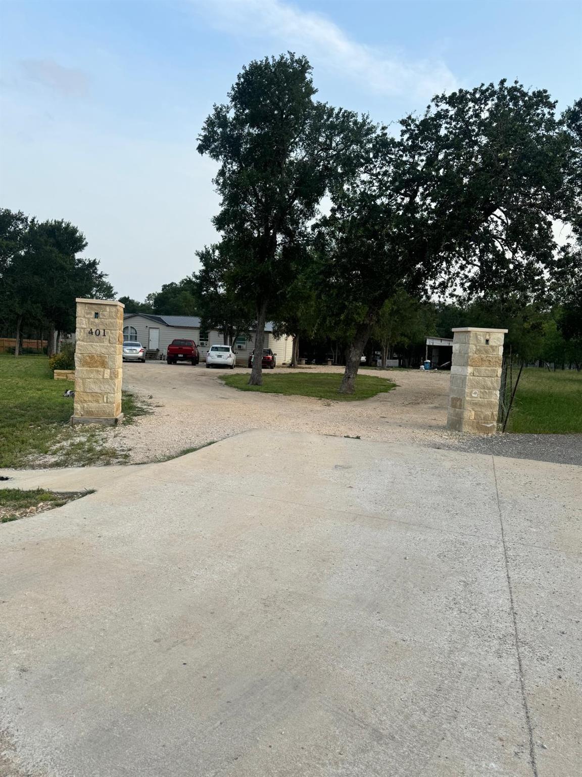 401 Ride Out Blvd Property Photo 1