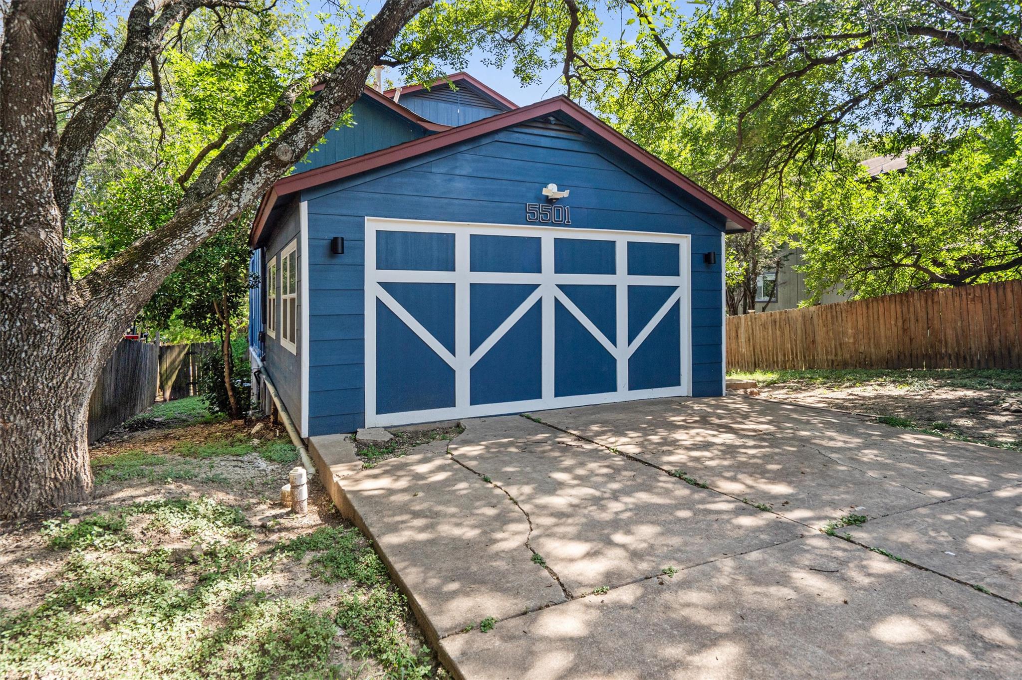 5501 Spring Meadow Rd #a Property Photo 7