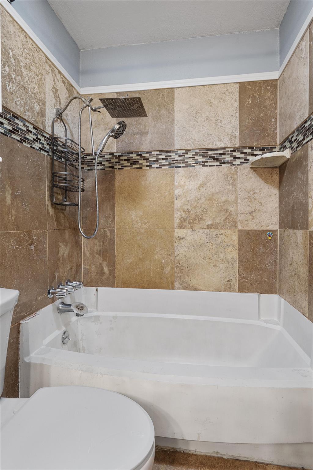 5501 Spring Meadow Rd #a Property Photo 12