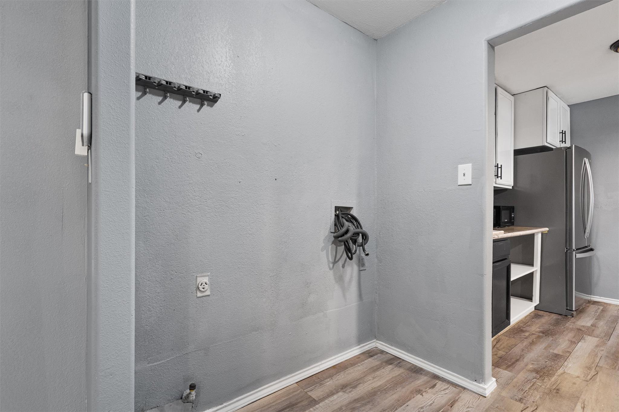 5501 Spring Meadow Rd #a Property Photo 16