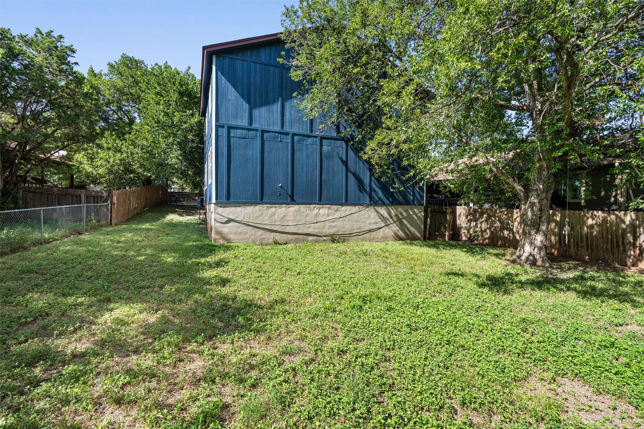 5501 Spring Meadow Rd #a Property Photo 22