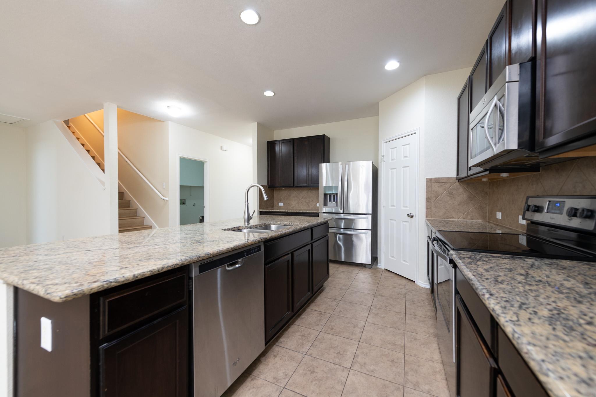 305 Talon Grasp Trl Property Photo 9