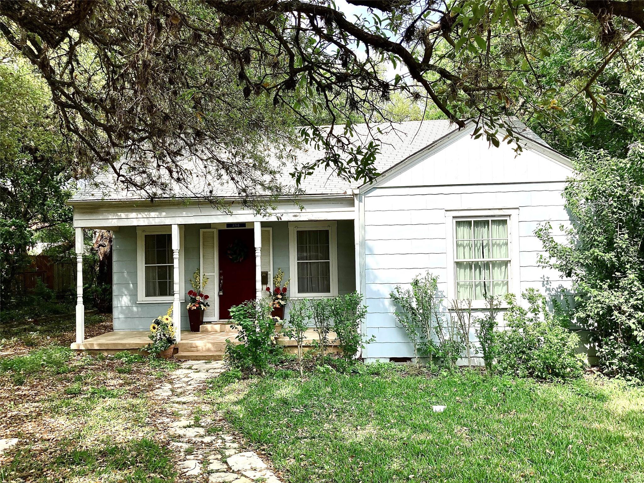 Casis Real Estate Listings Main Image