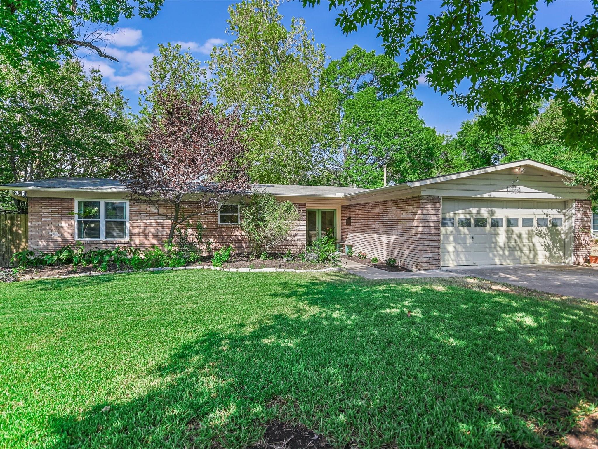 6000 Cary DR