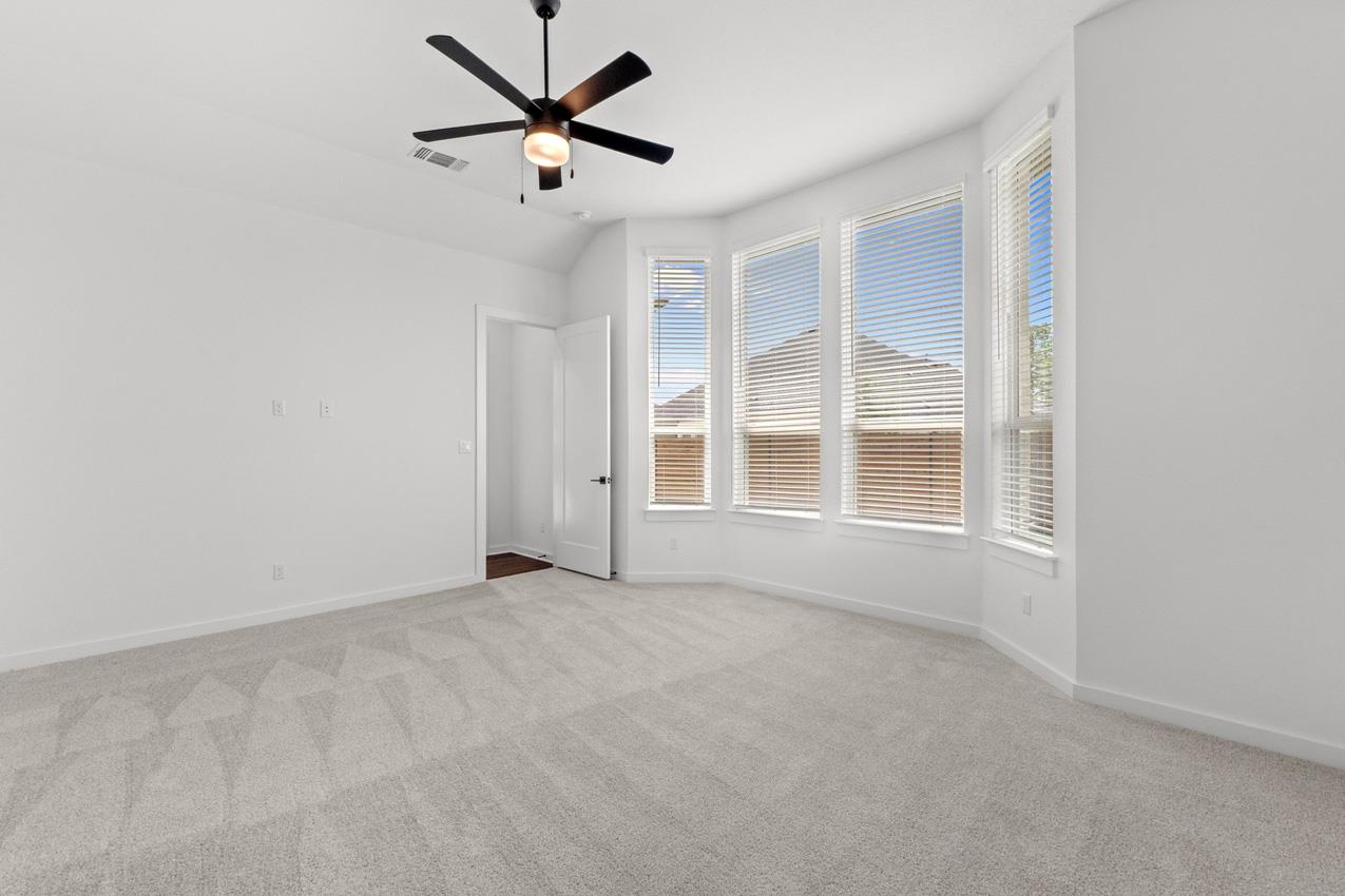 2109 Tobiano Trce Property Photo 12