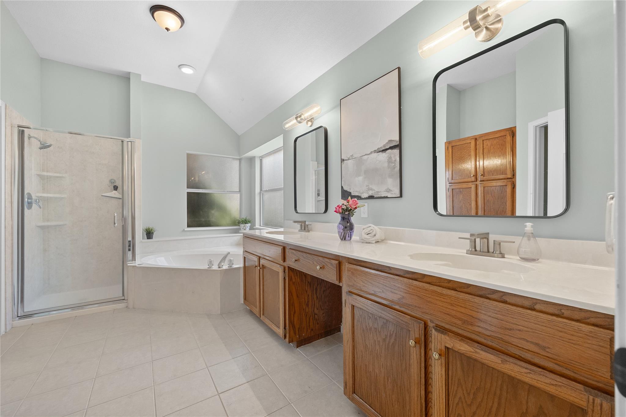 11005 Andenwood Dr Property Photo 10