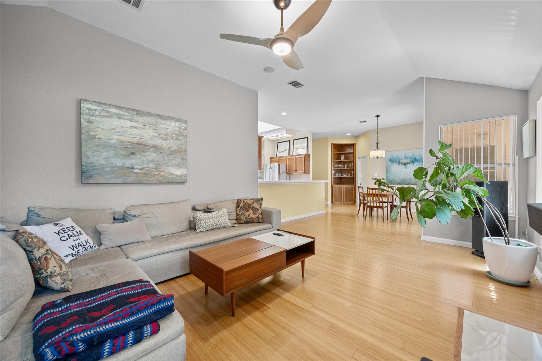 11005 Andenwood Dr Property Photo 18