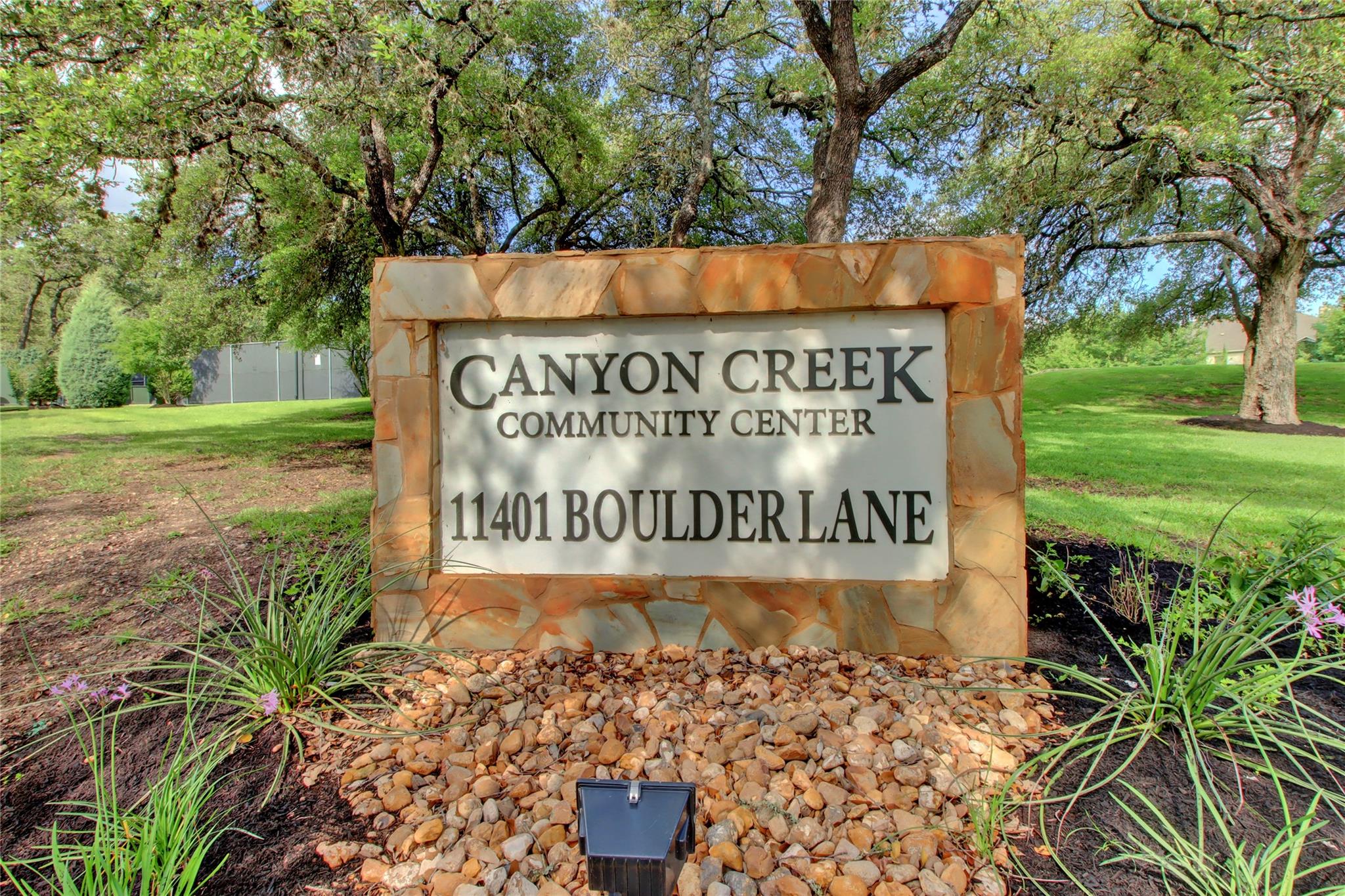 11005 Andenwood Dr Property Photo 25