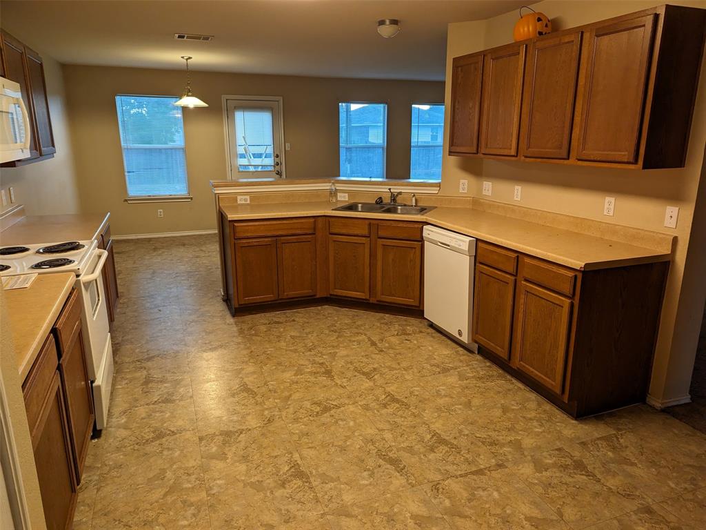 234 Holman Path Path Property Photo 7