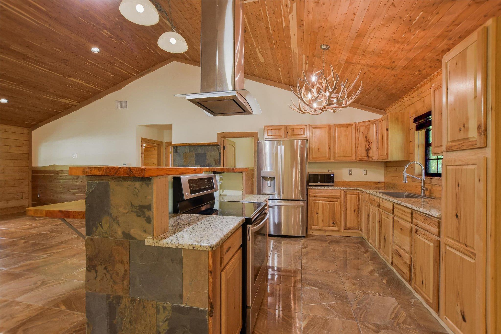 218 Cardinal Loop Property Photo 6