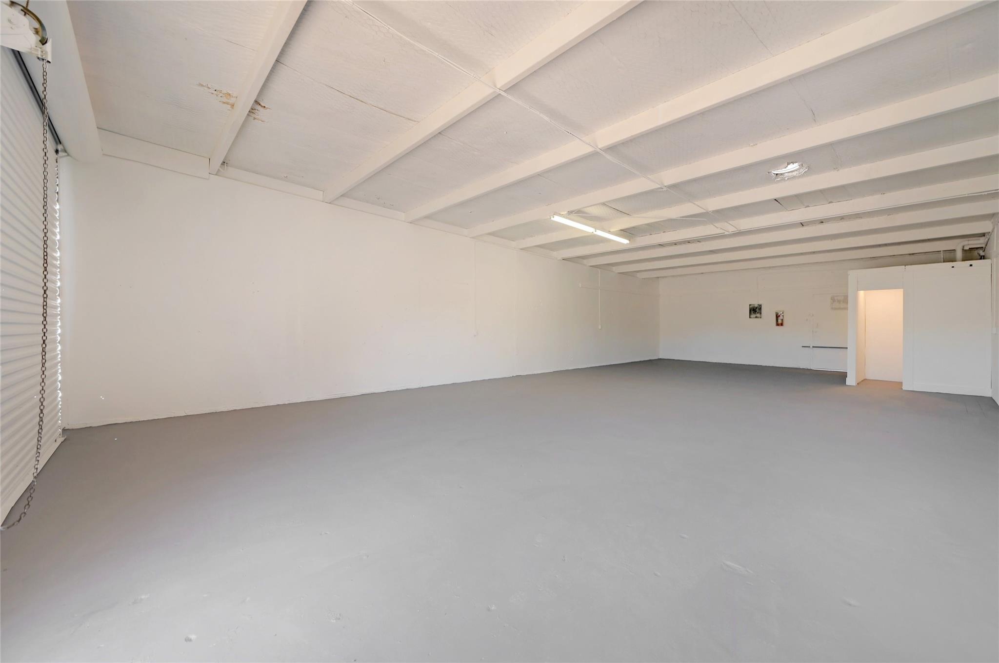 1419 Fleming Dr Warehouse 9 & 10 Property Photo