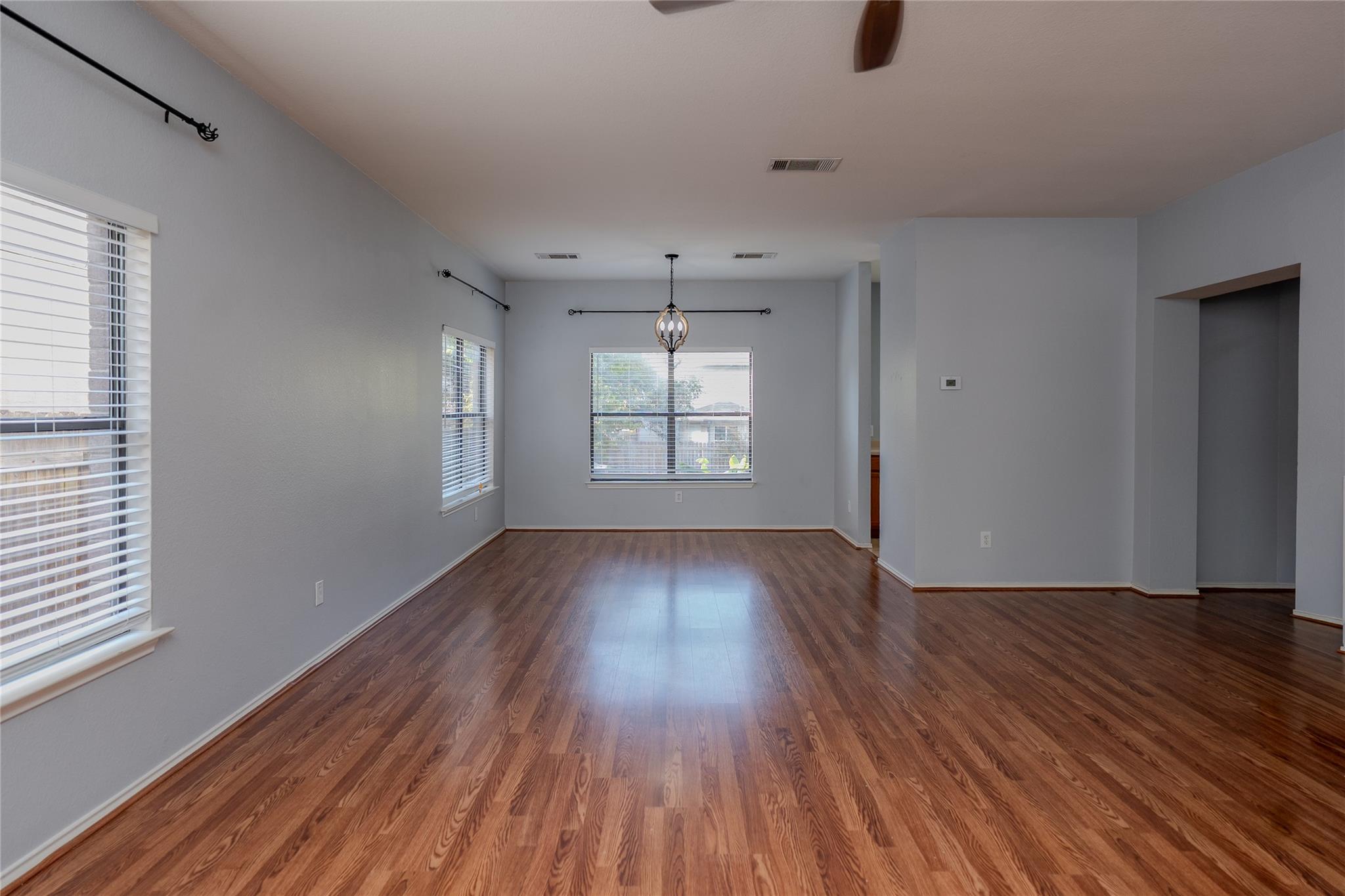 1806 Ruthie Run Property Photo 2