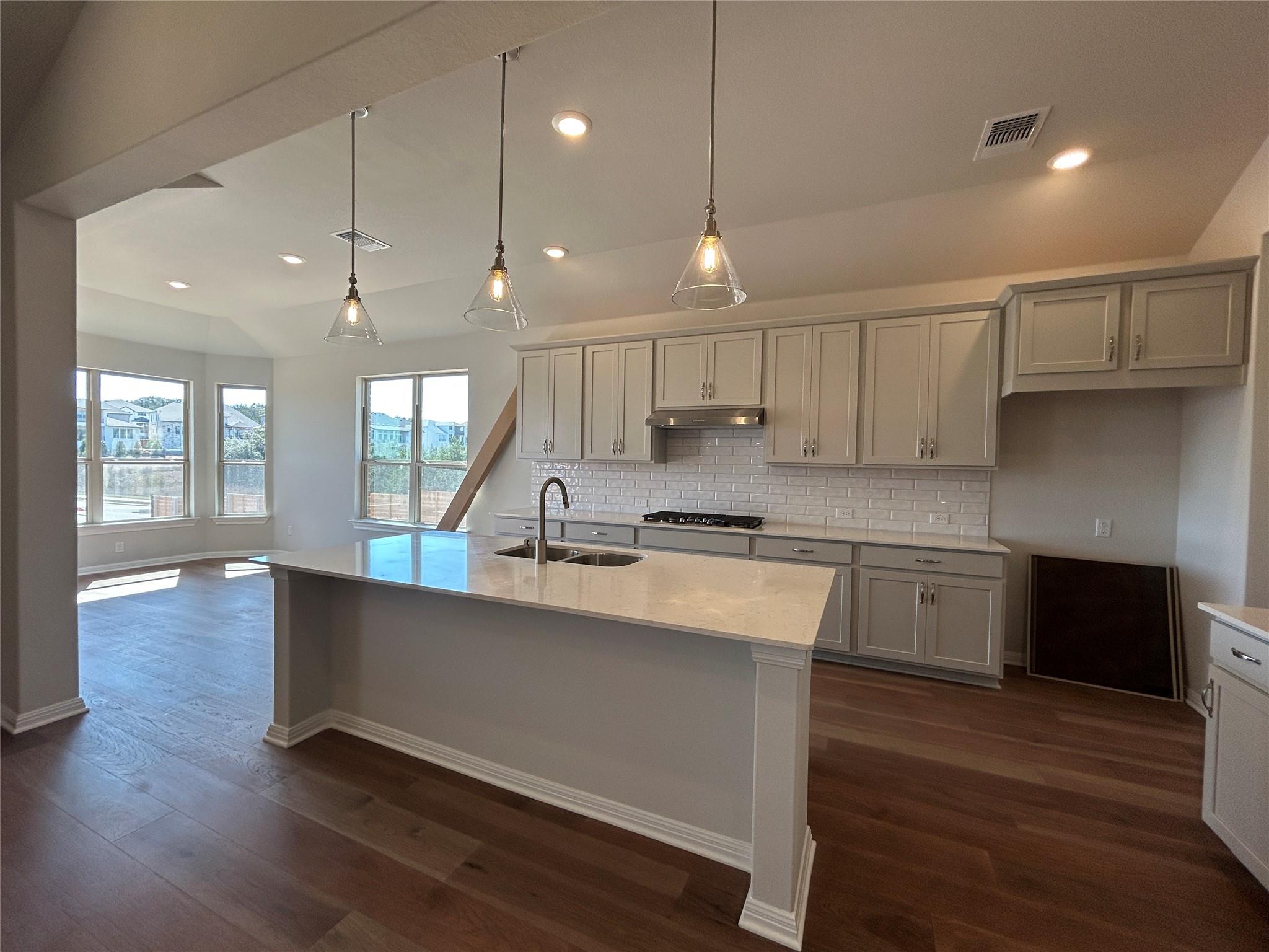 7409 Montage Dr Property Photo 14
