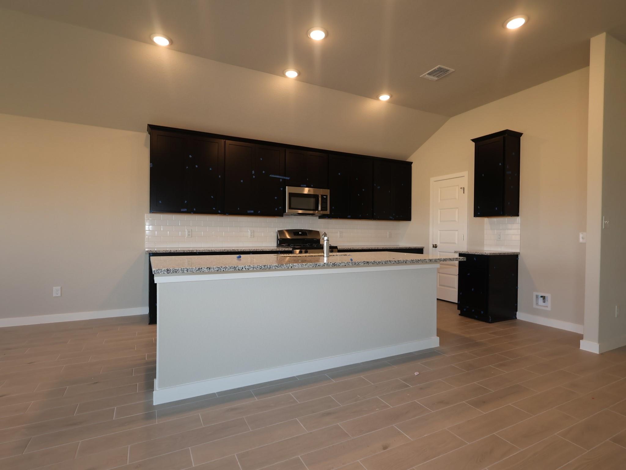 10201 Majestic Hawk Way Property Photo 2