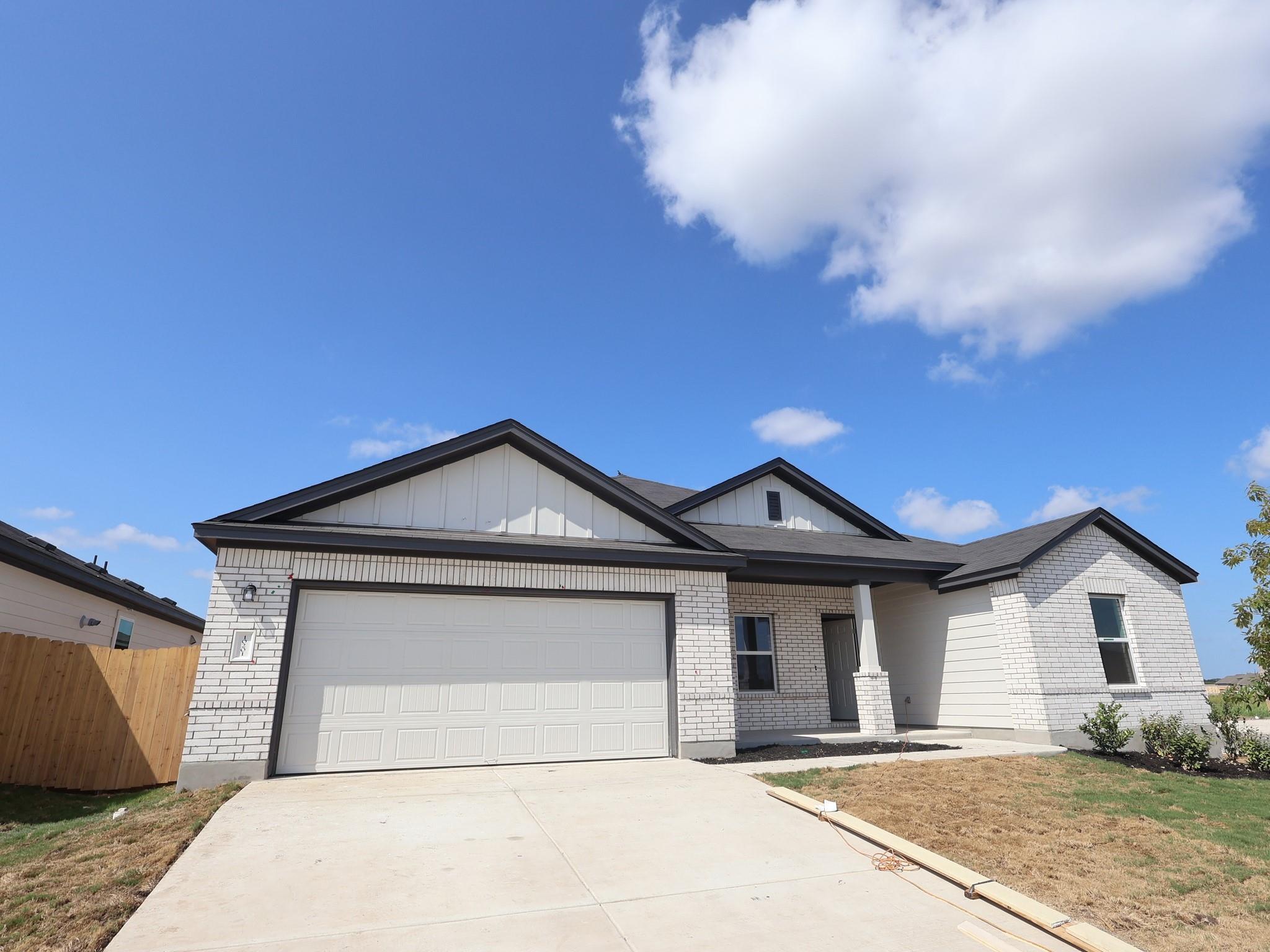 10201 Majestic Hawk Way Property Photo 14