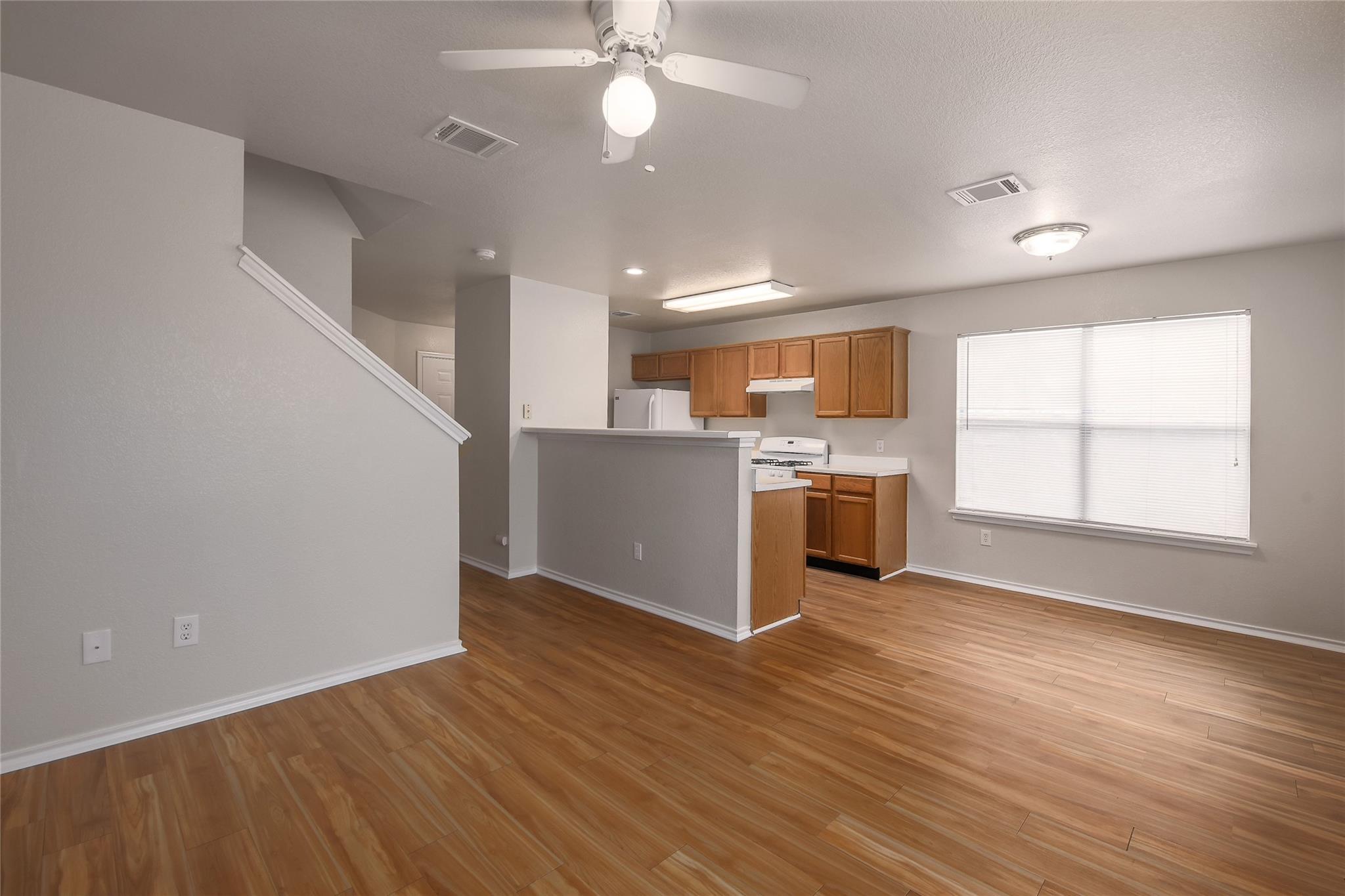 1005 Christopher Ave #a Property Photo 8