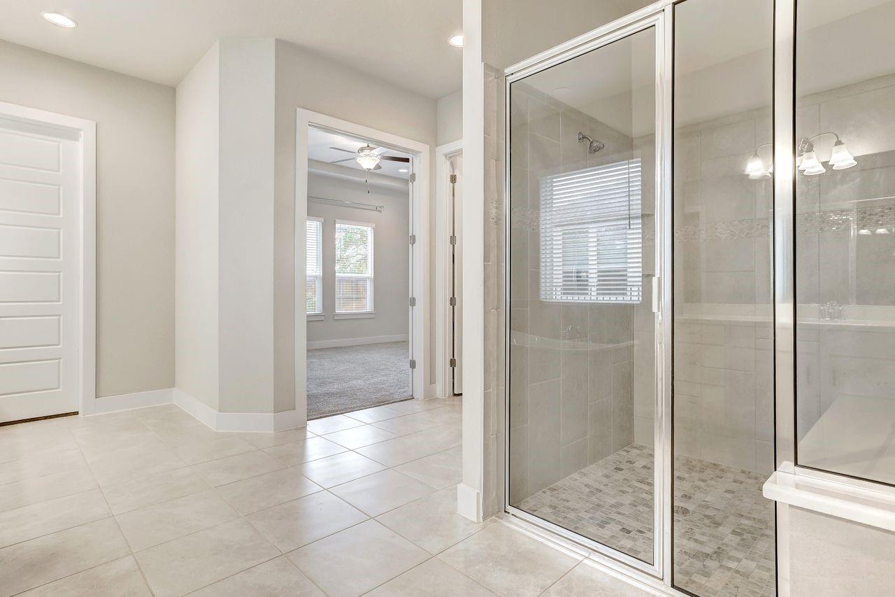 1028 Almeria Bnd Property Photo 14