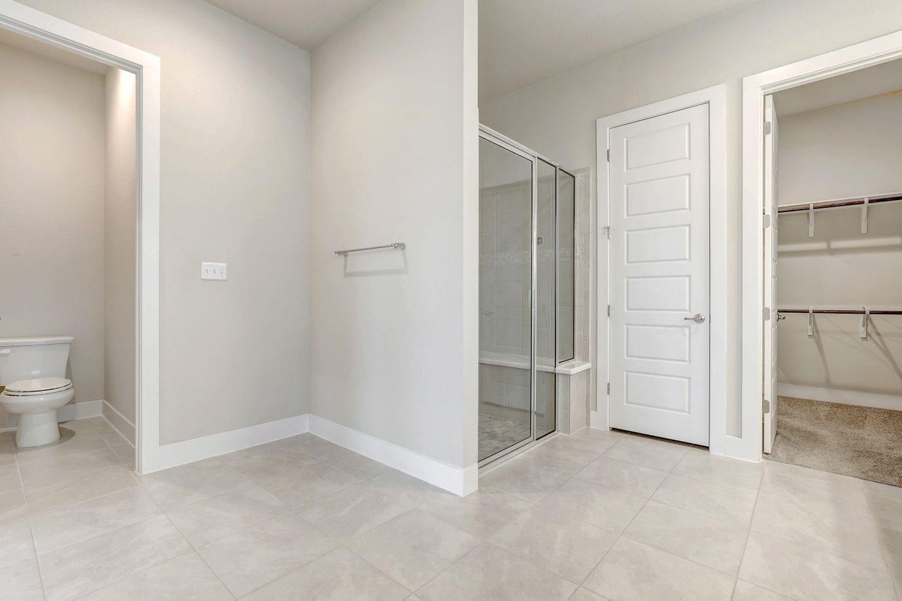 1028 Almeria Bnd Property Photo 15