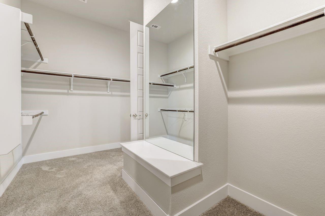 1028 Almeria Bnd Property Photo 17