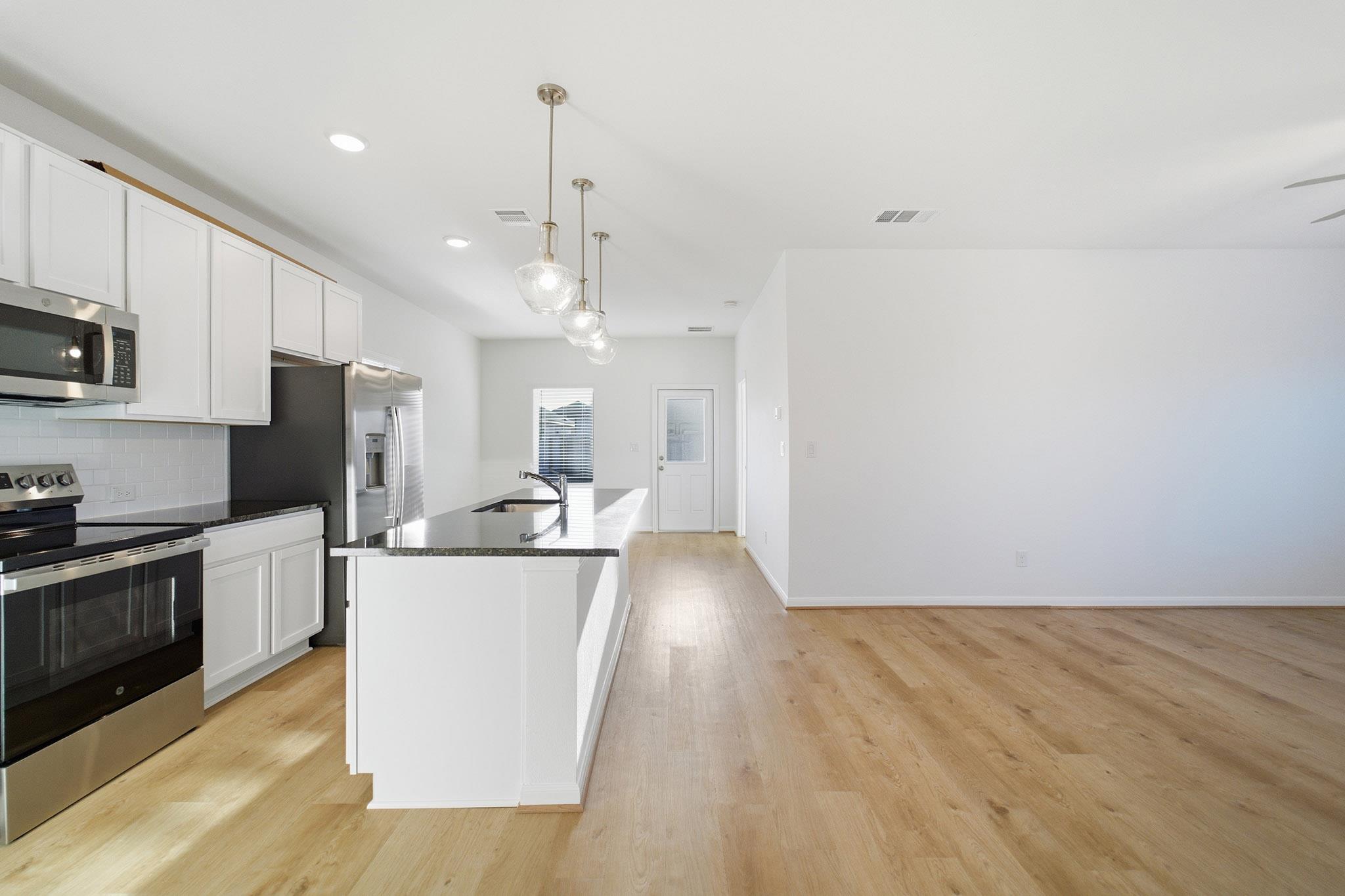 112 Vandervoort Way Property Photo 10
