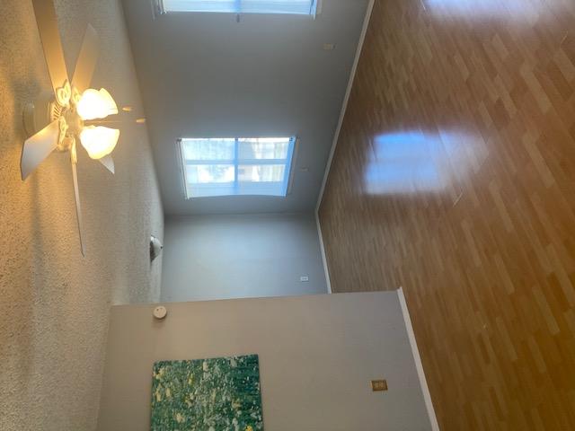 1203 W 49th St #e Property Photo 2