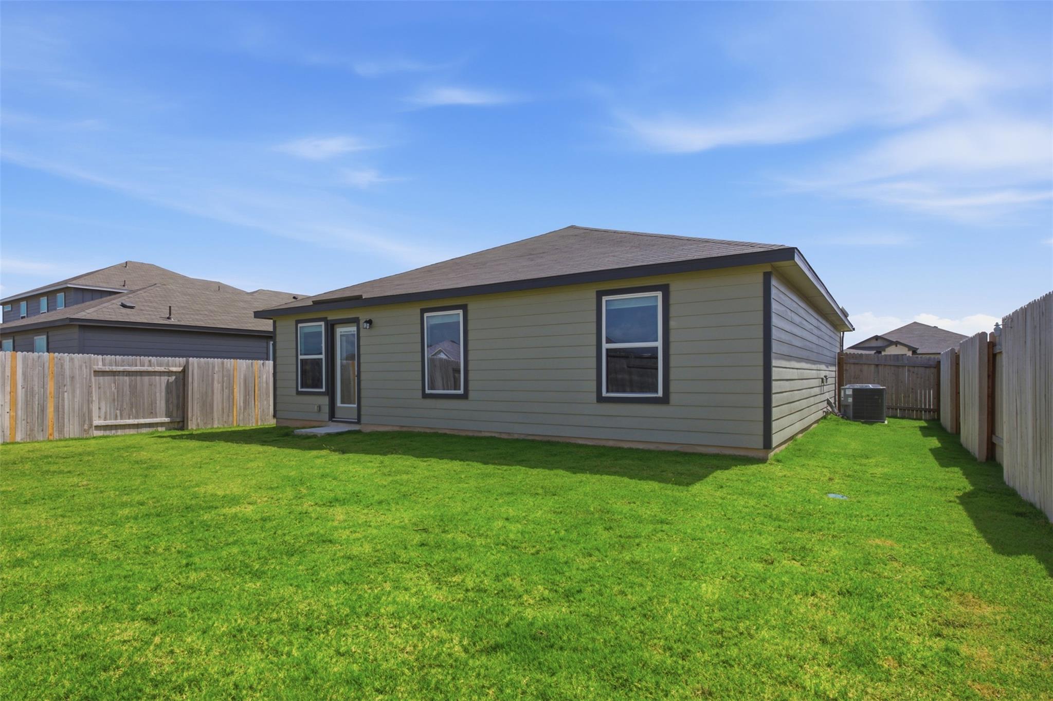 121 Honey Bee Rd Property Photo 23