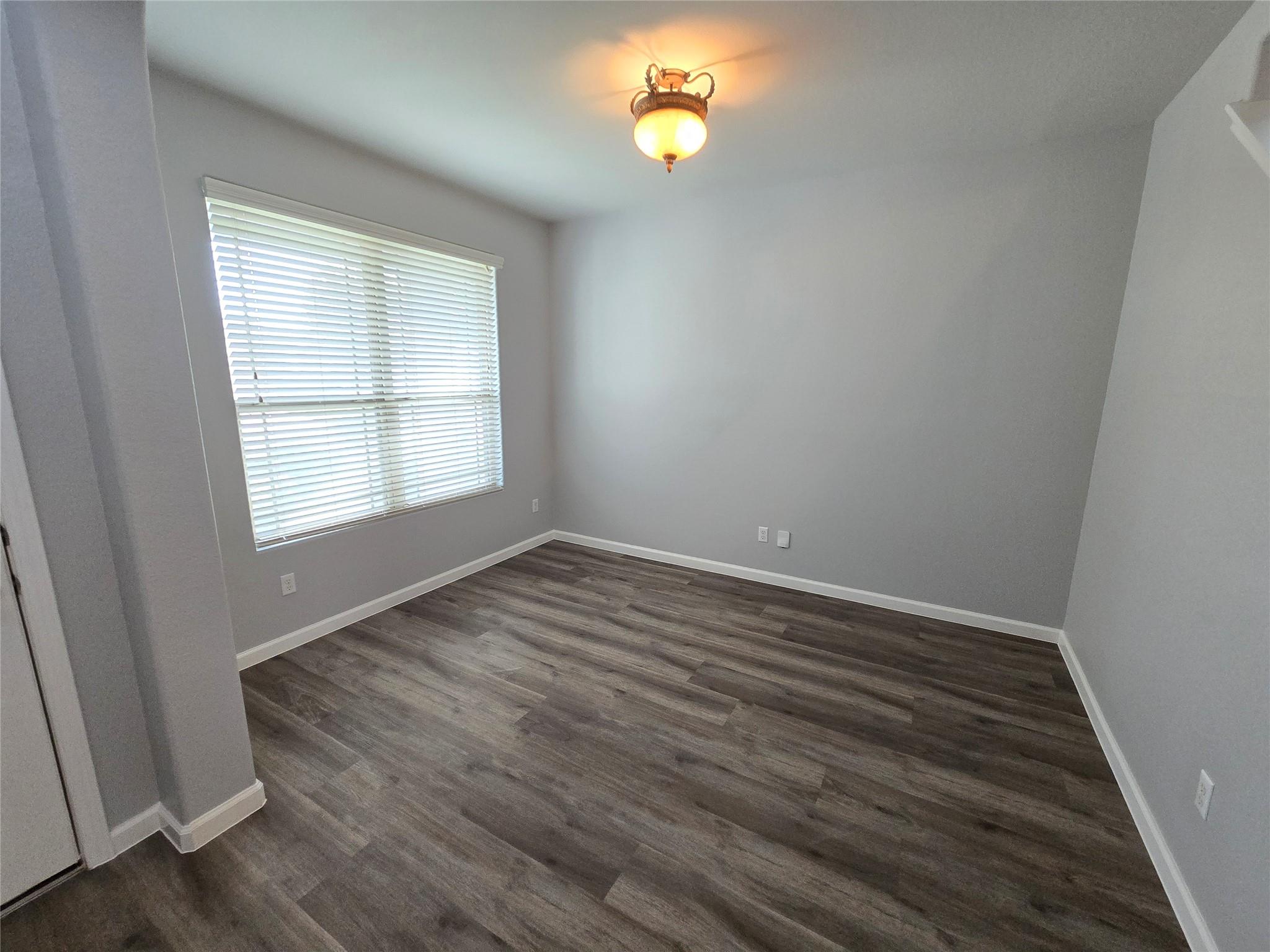18809 Mangan Way Property Photo 10