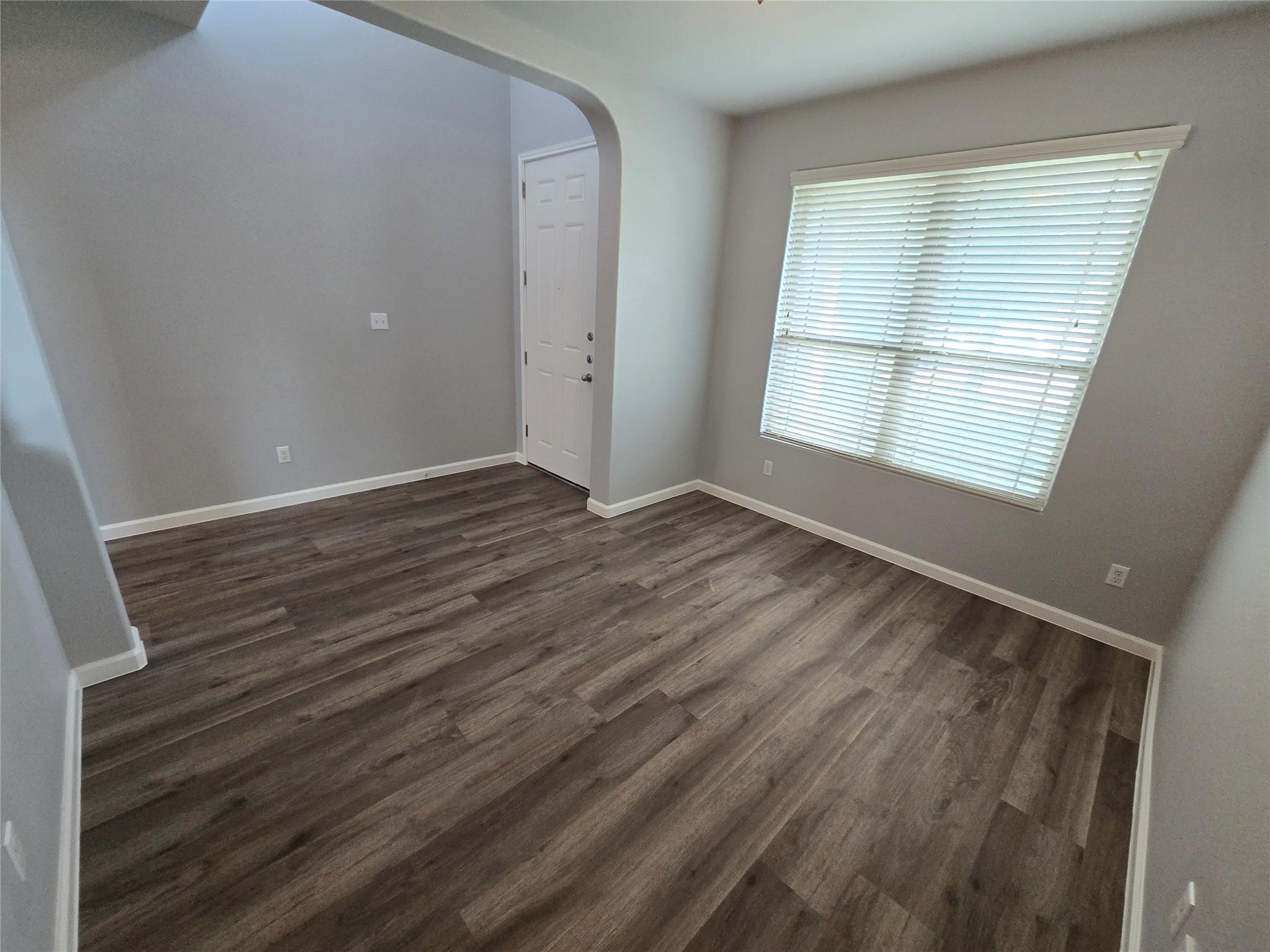 18809 Mangan Way Property Photo 11