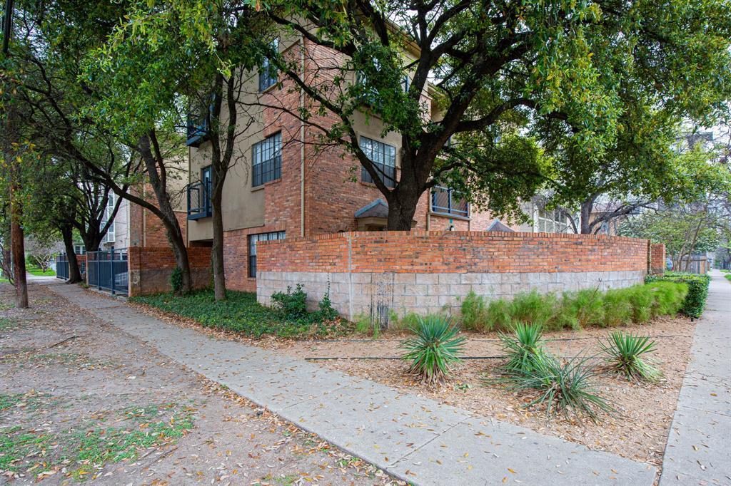 2217 W San Gabriel St #304 Property Photo 6