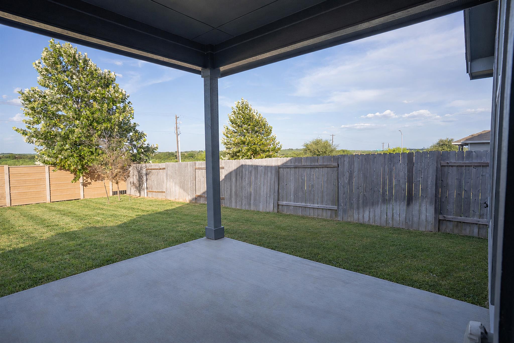 345 Horsemint Way Property Photo 32