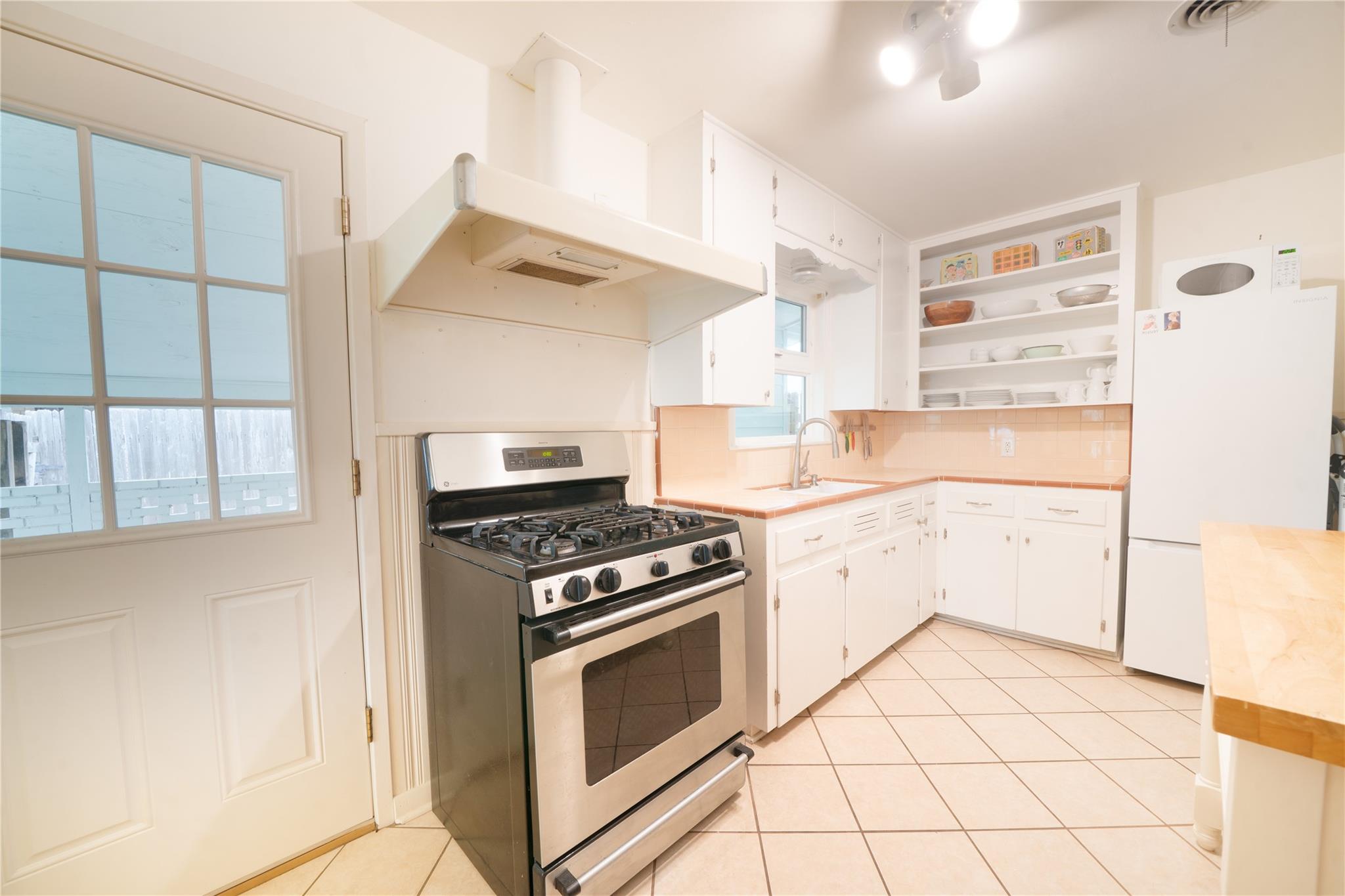 6313 Wild St Property Photo 6