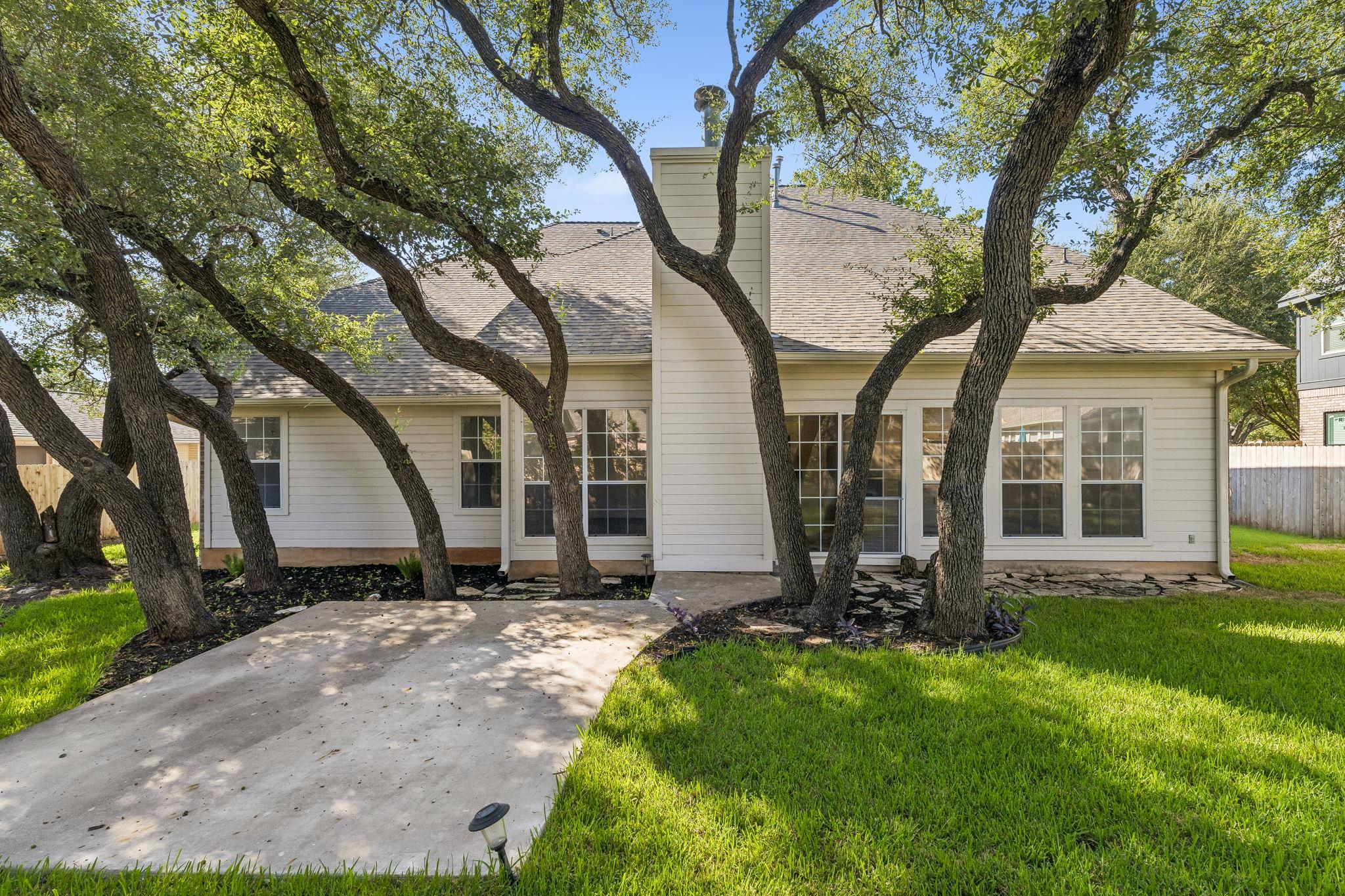 1908 Clearwater Dr Property Photo 26