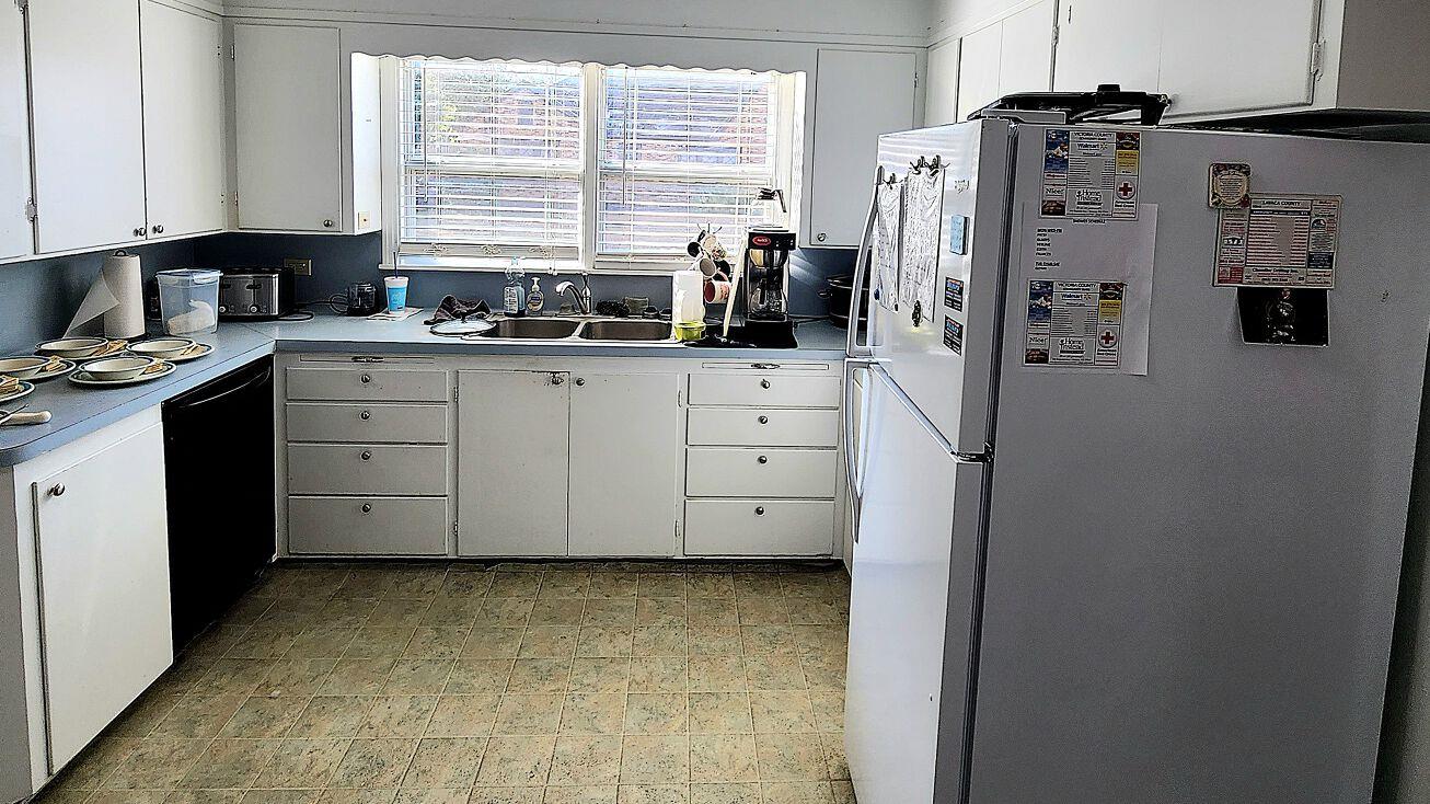 122 N Avenue E Ave Property Photo 5